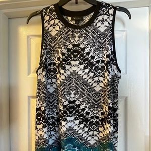 Black, white and teal tank